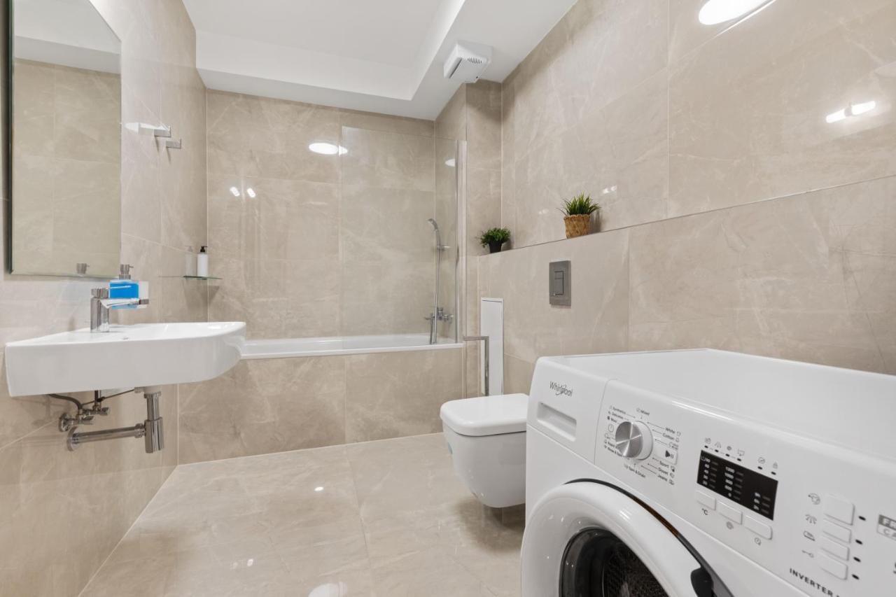 Lam Jegeho Alej - Jacuzzi - Free Parking Apartment Братислава Екстериор снимка